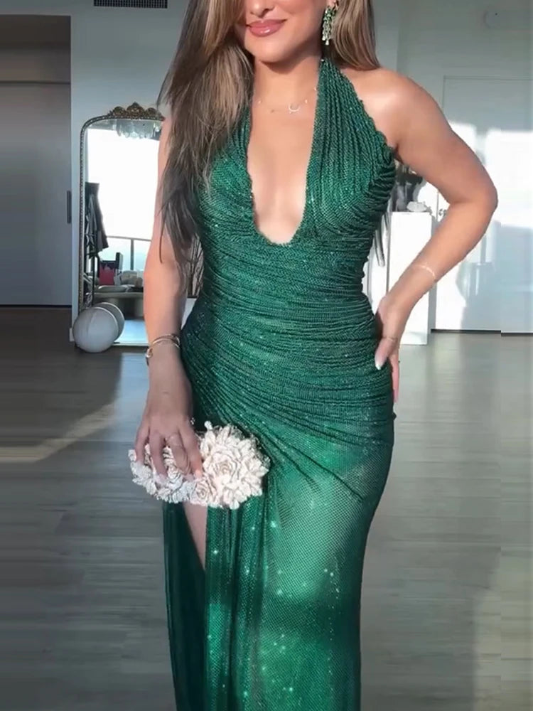 Sumi Lavi Maxi Dress – Contemporary Elegance with a Sensual Touch